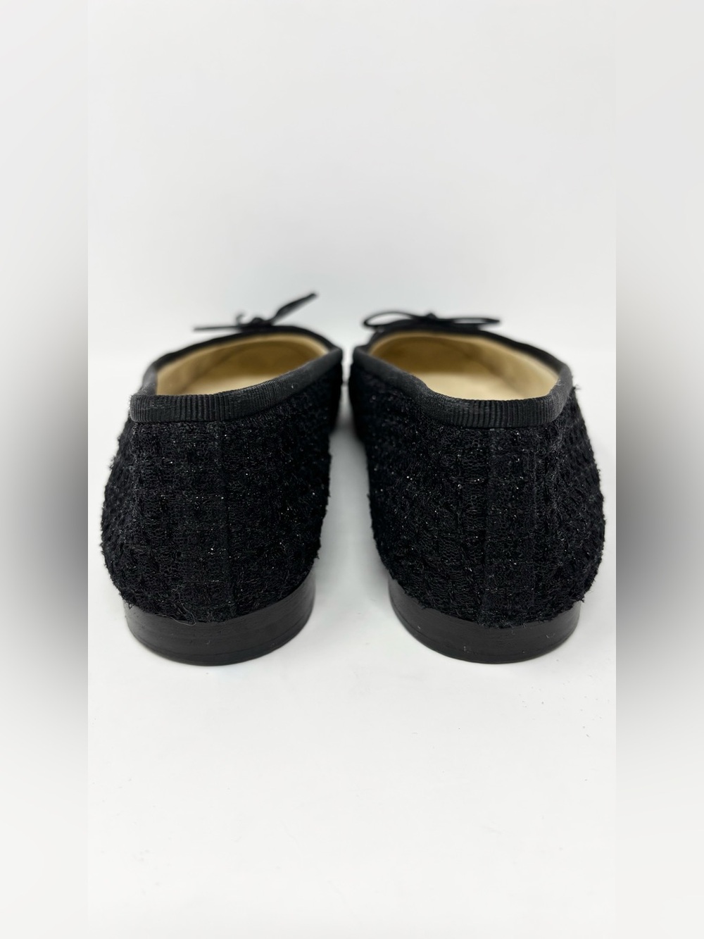 Chanel CC Logo Cap Toe Tweed Ballet Flats Black White Size 37 Authentic - Picture 9 of 15